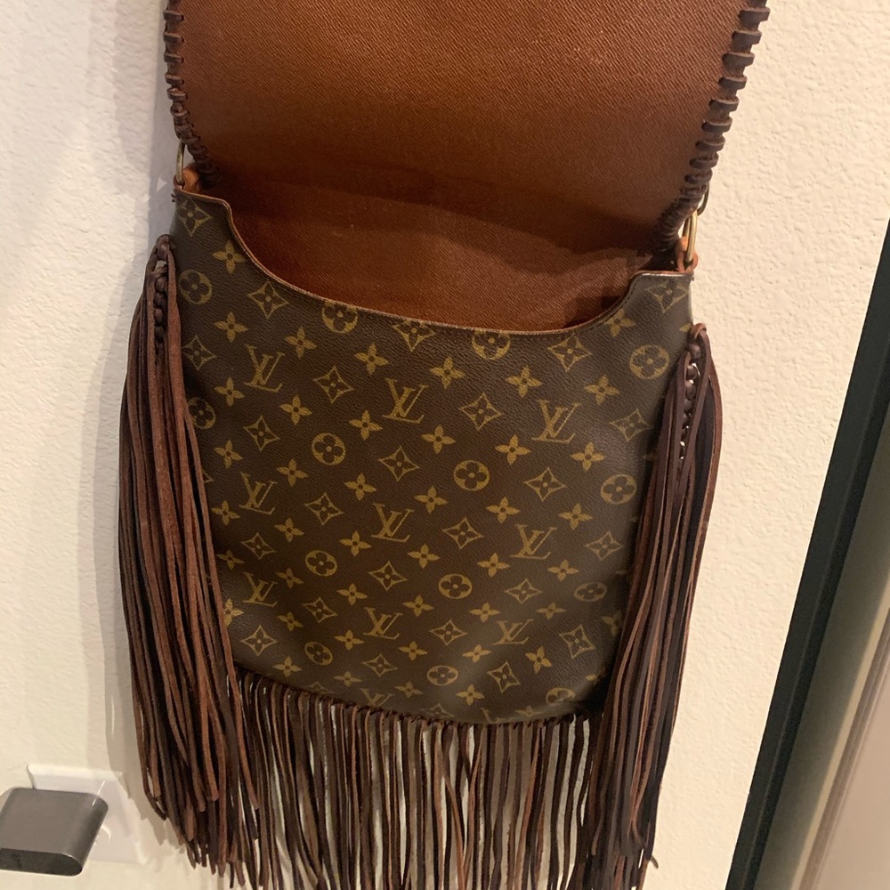 Authentic Louis Vuitton Vintage Boho Bag